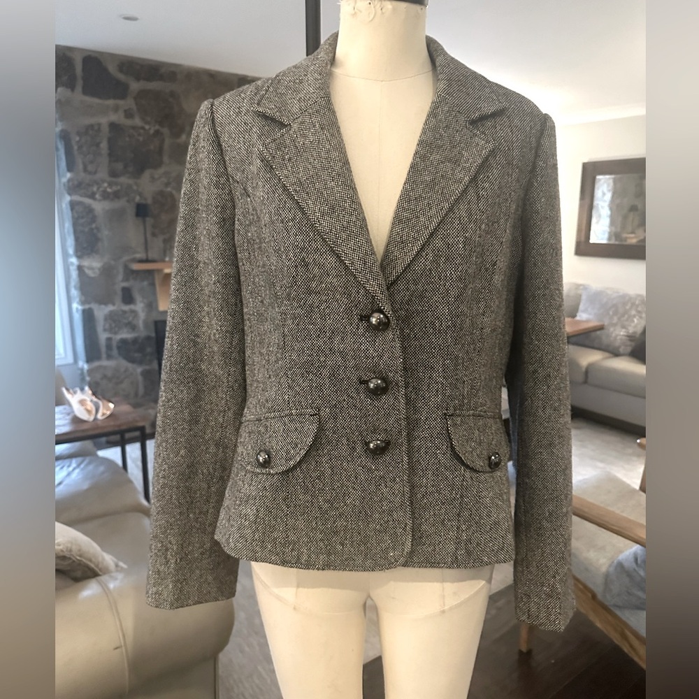 Vintage equestrian style tweed wool blend blazer